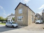 4 bedroom detached house to rent
