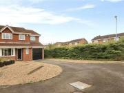 4 bedroom Detached House to rent, Cornmill Grove,...