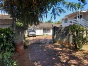 4 Bedroom duplex townhouse freehold to rent in Glen...