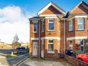 4 Bedroom End Of Terrace House