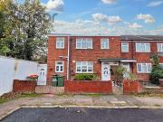 4 Bedroom End Of Terrace House