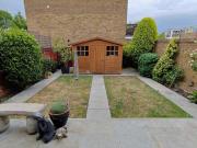 4 Bedroom End Of Terrace House