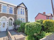 4 Bedroom End Of Terrace House