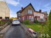 4 Bedroom End Of Terrace House