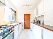 4 Bedroom End Of Terrace House