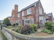 4 Bedroom Semi Detached House