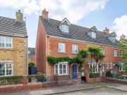 4 Bedroom End Of Terrace House