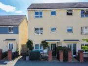 4 Bedroom End Of Terrace House