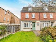 4 Bedroom End Of Terrace House