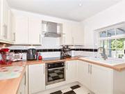 4 Bedroom End Of Terrace House