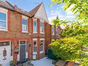4 Bedroom End Of Terrace House