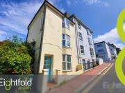 4 Bedroom End Of Terrace House