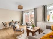 4 bedroom end of terrace house for rent
