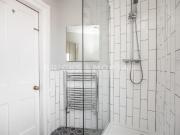 4 bedroom end of terrace house for rent in £135pppw...