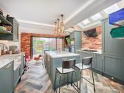 4 bedroom end of terrace house for rent in Brampton...