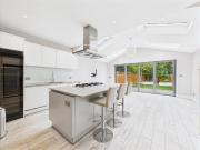 4 bedroom end of terrace house for rent in Dordrecht...