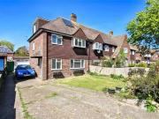 4 bedroom end of terrace house for rent in Falcon Way,...