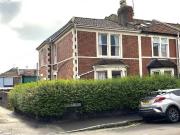 4 bedroom end of terrace house for rent in Falmouth...