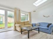 4 Bedroom End Of Terrace House For Rent In Guildford