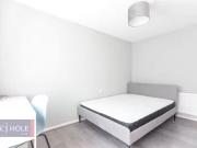 4 bedroom end of terrace house for rent in Hayes Close,...