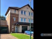 4 bedroom end of terrace house for rent in Locomotion...