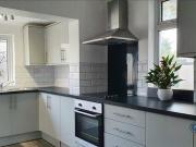 4 bedroom end of terrace house for rent in Mackie Road...