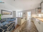 4 bedroom end of terrace house for rent in Milner Road,...