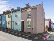 4 bedroom end of terrace house for rent in Rochester...