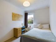 4 bedroom end of terrace house for rent in Wellington...