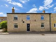 4 bedroom end of terrace house for sale