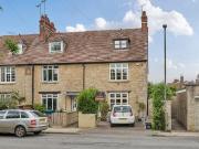 4 bedroom end of terrace house for sale