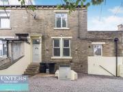 4 bedroom end of terrace house for sale