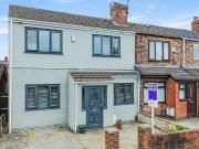 4 bedroom end of terrace house for sale