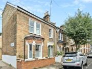 4 bedroom end of terrace house for sale