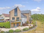 4 bedroom end of terrace house for sale