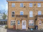 4 bedroom end of terrace house for sale