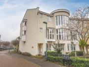 4 bedroom end of terrace house for sale