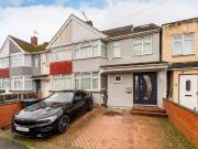 4 bedroom end of terrace house for sale