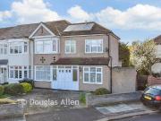 4 bedroom end of terrace house for sale