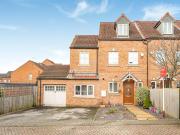 4 bedroom end of terrace house for sale