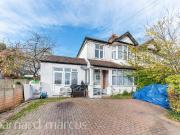 4 bedroom end of terrace house for sale