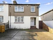 4 bedroom end of terrace house for sale