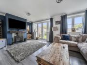 4 bedroom end of terrace house for sale