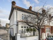 4 bedroom end of terrace house for sale