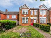 4 bedroom end of terrace house for sale