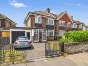 4 bedroom end of terrace house for sale