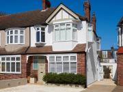 4 bedroom end of terrace house for sale