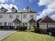 4 bedroom end of terrace house for sale