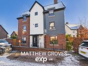 4 bedroom end of terrace house for sale