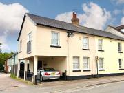 4 bedroom end of terrace house for sale